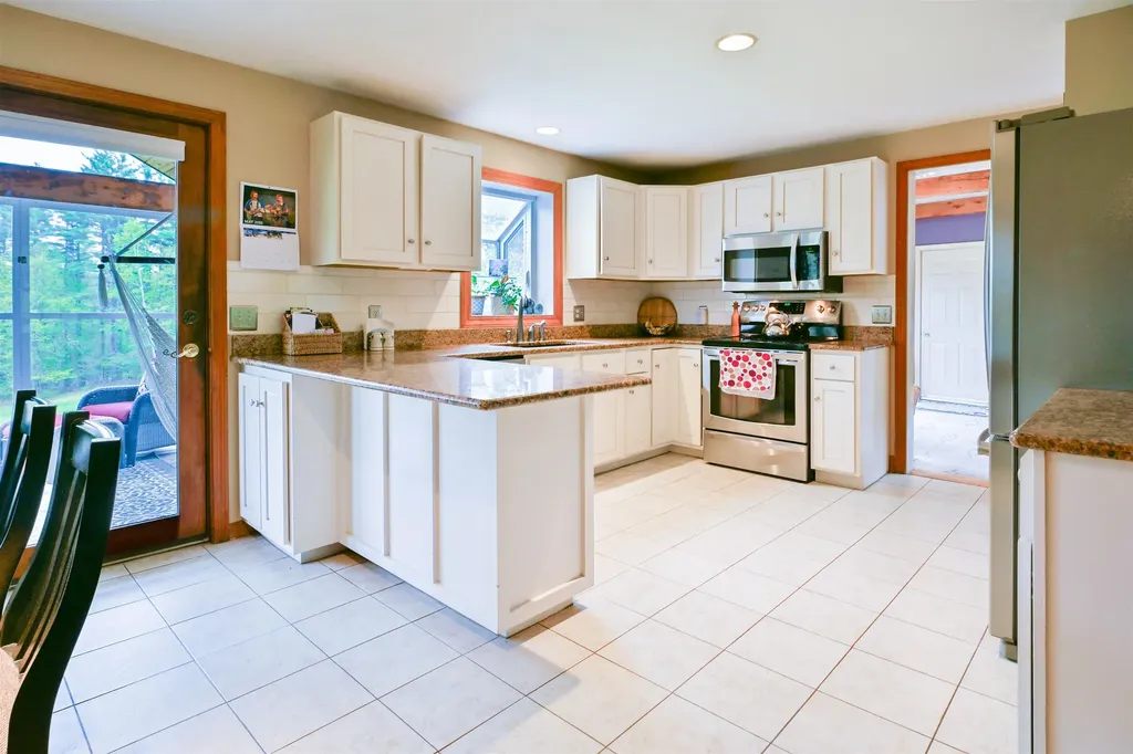 50 Stinson Road Goffstown NH 03045