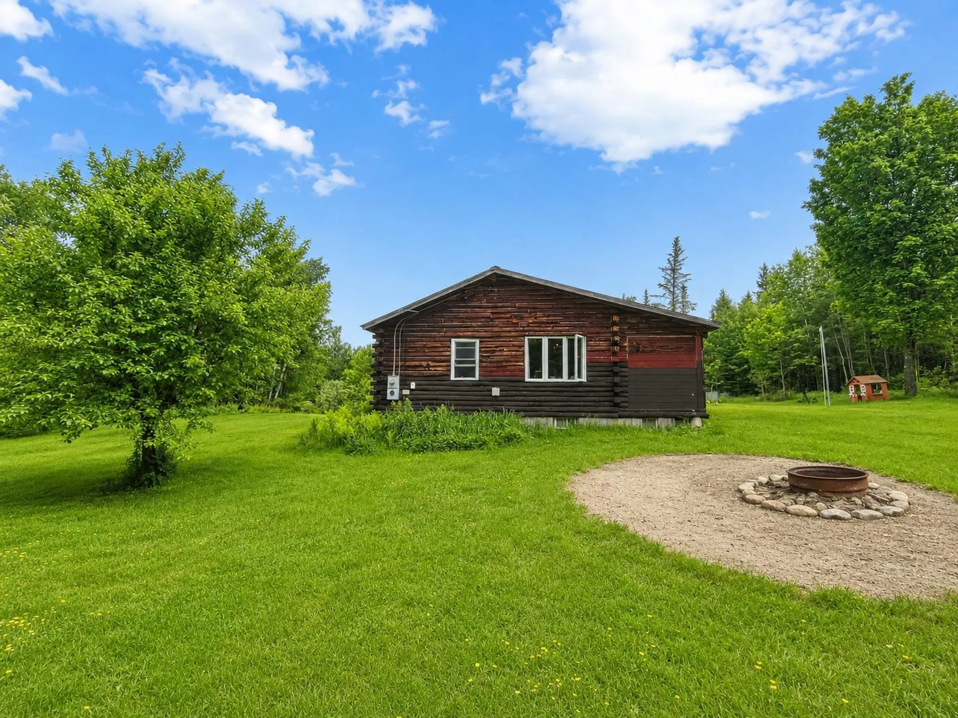 204 Chickwolnepy Road Milan NH 03588