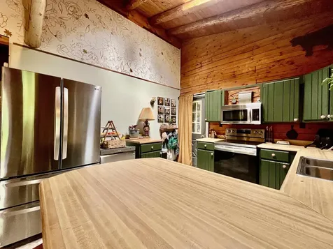 204 Chickwolnepy Road Milan NH 03588