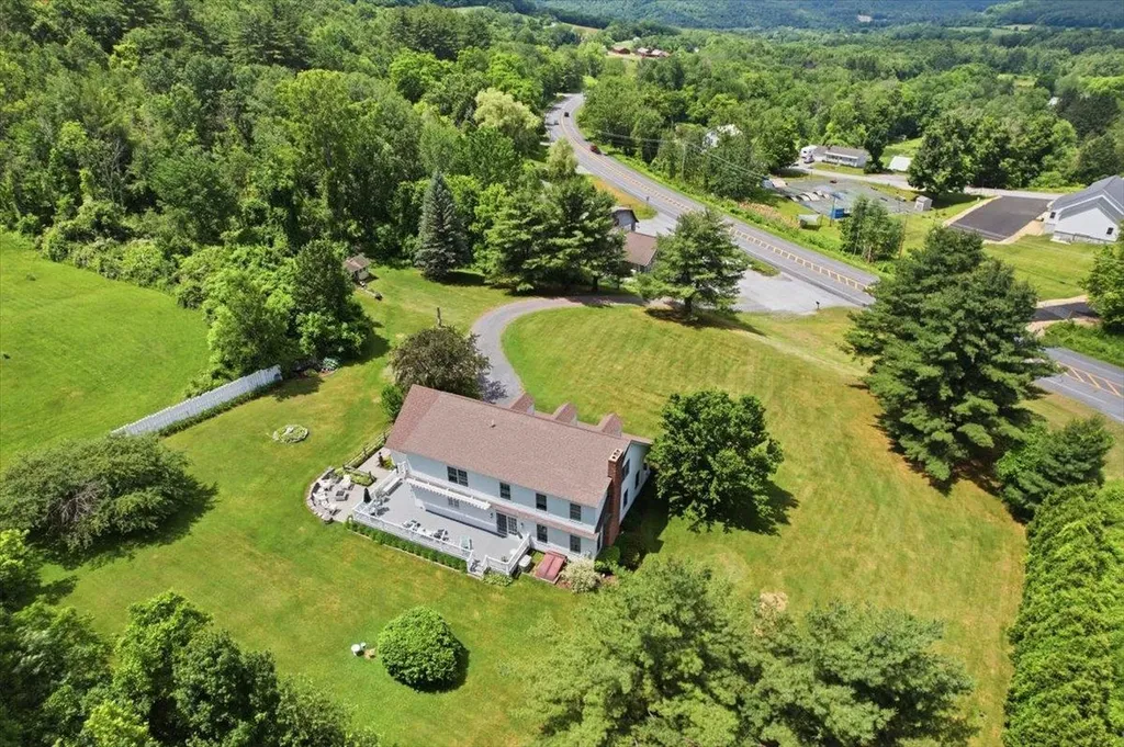 3287 Route 7 Route Pownal VT 05261