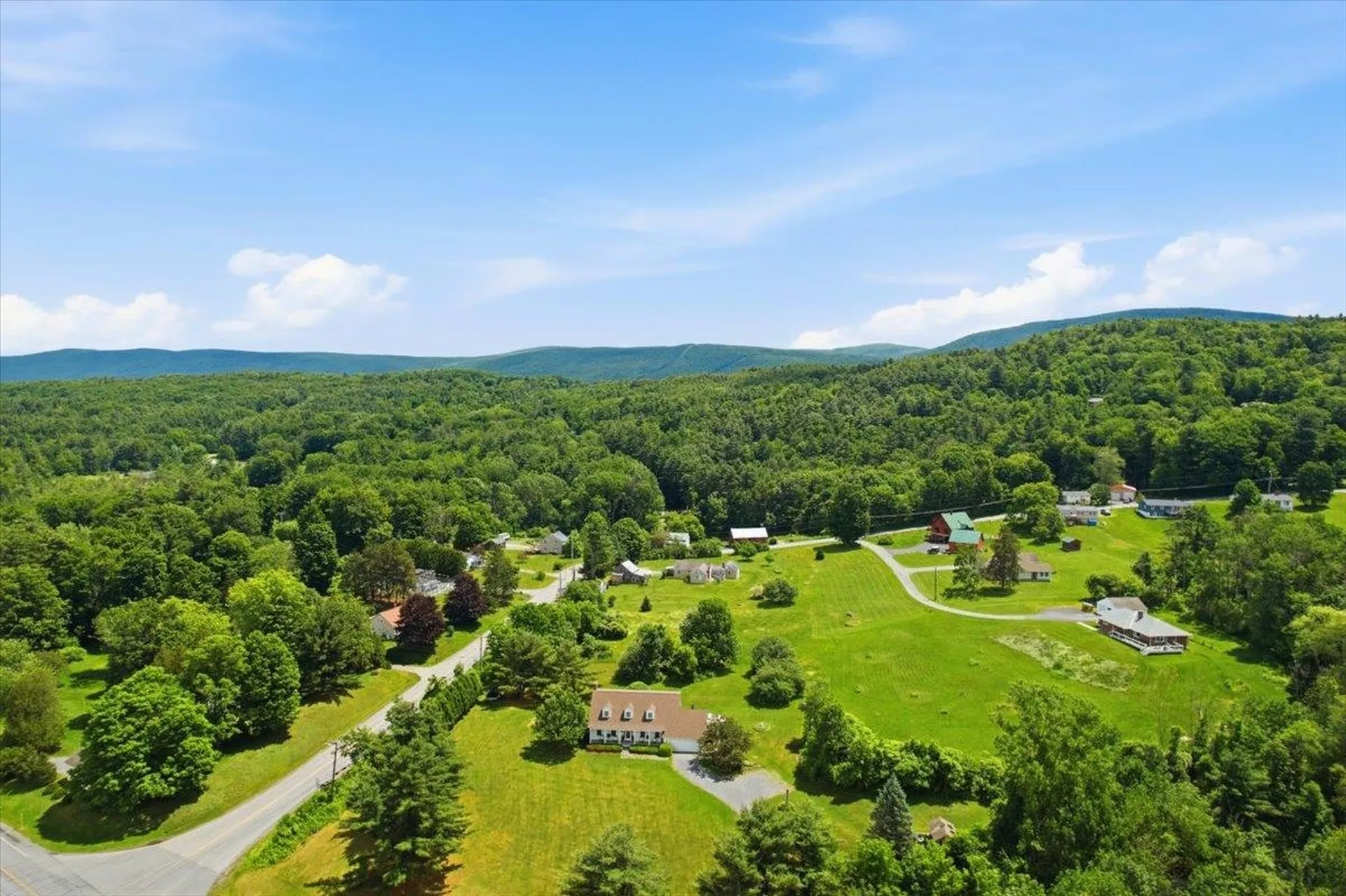 3287 Route 7 Route Pownal VT 05261