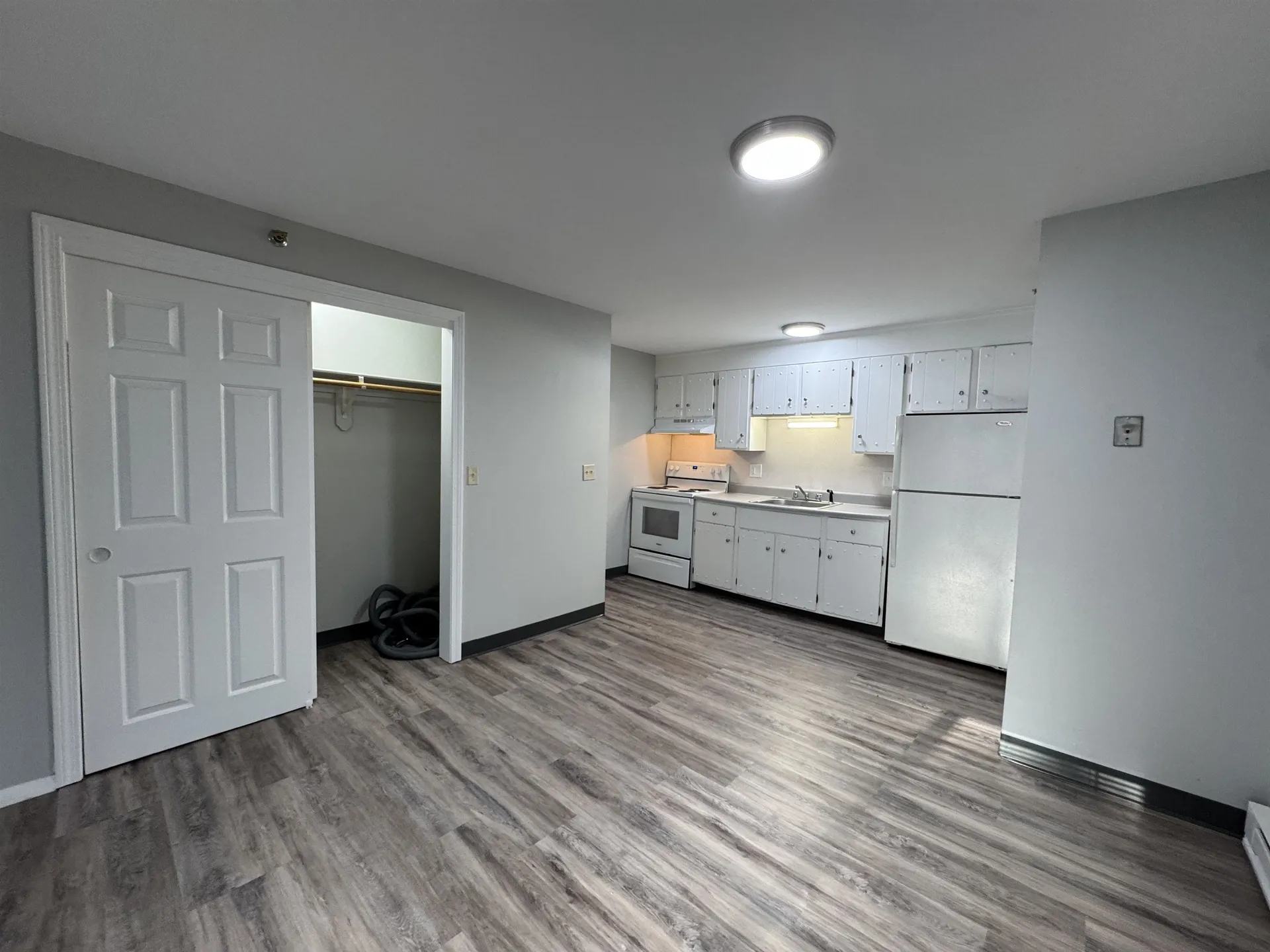 93 West Street Milford NH 03055