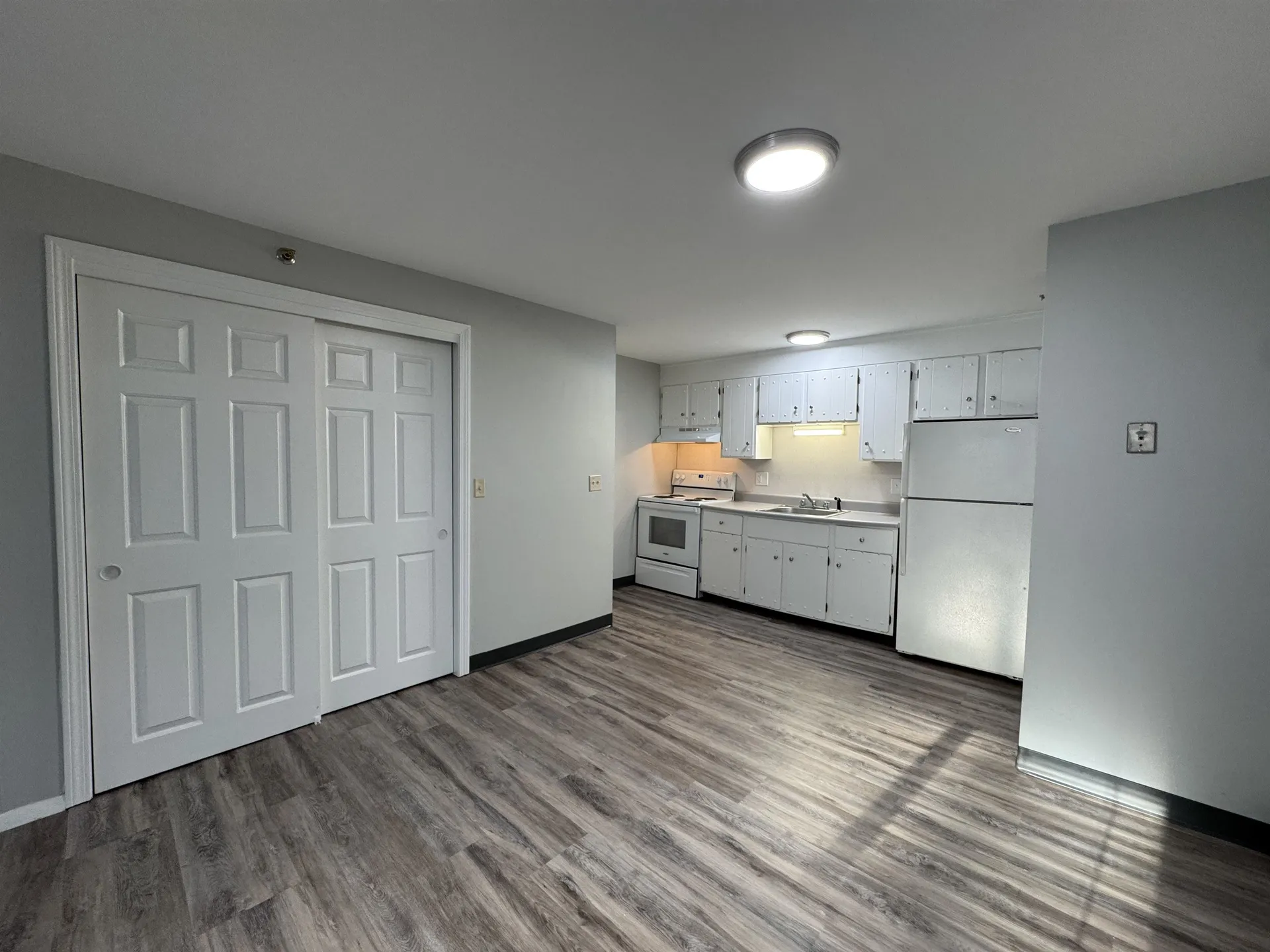 93 West Street Milford NH 03055