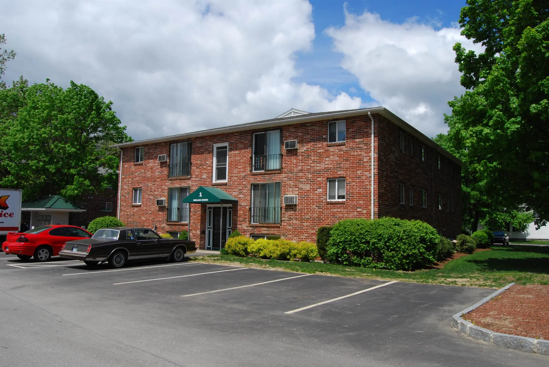 93 West Street Milford NH 03055