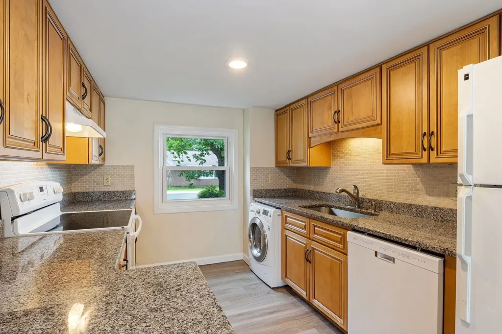 267 Pioneer Road Rye NH 03870