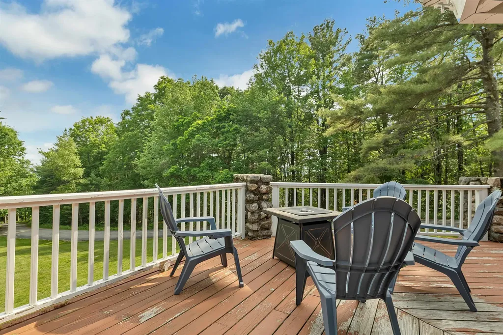 71 Winona Road Meredith NH 03253