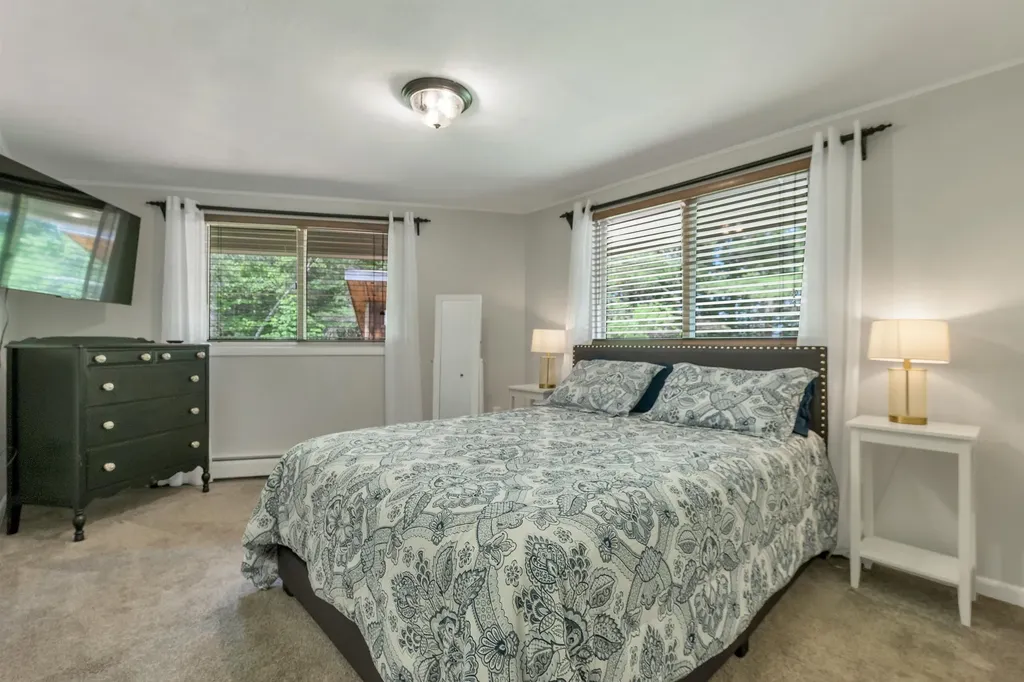 71 Winona Road Meredith NH 03253