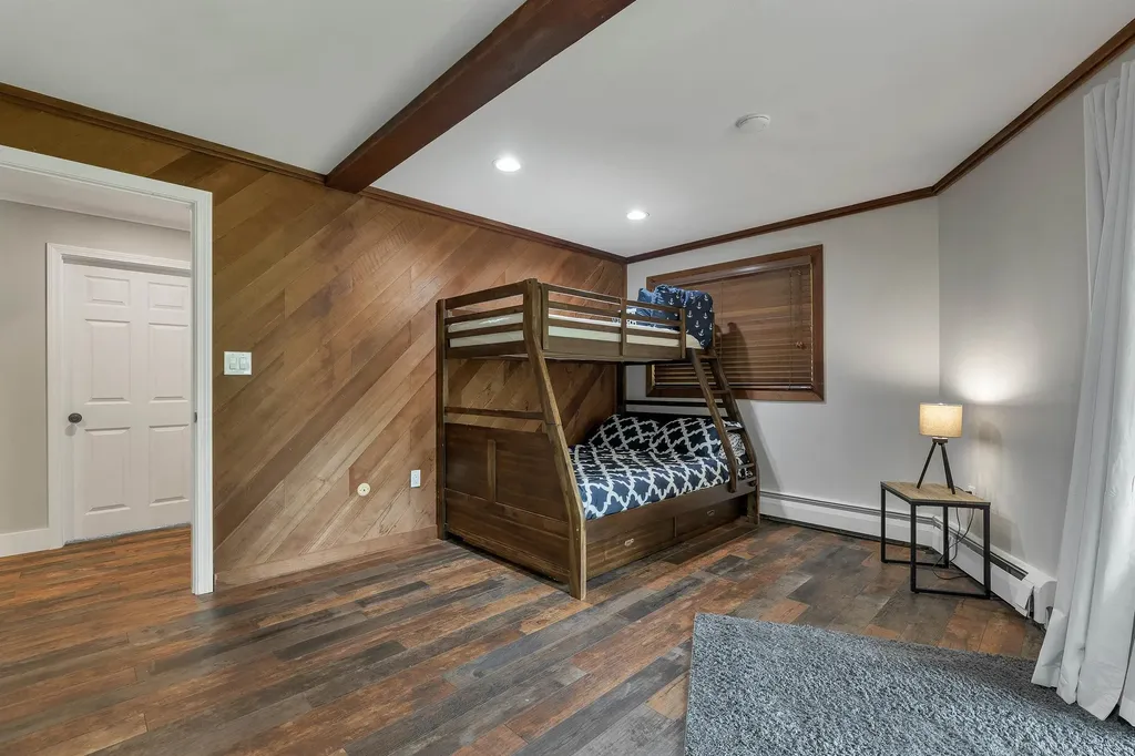 71 Winona Road Meredith NH 03253