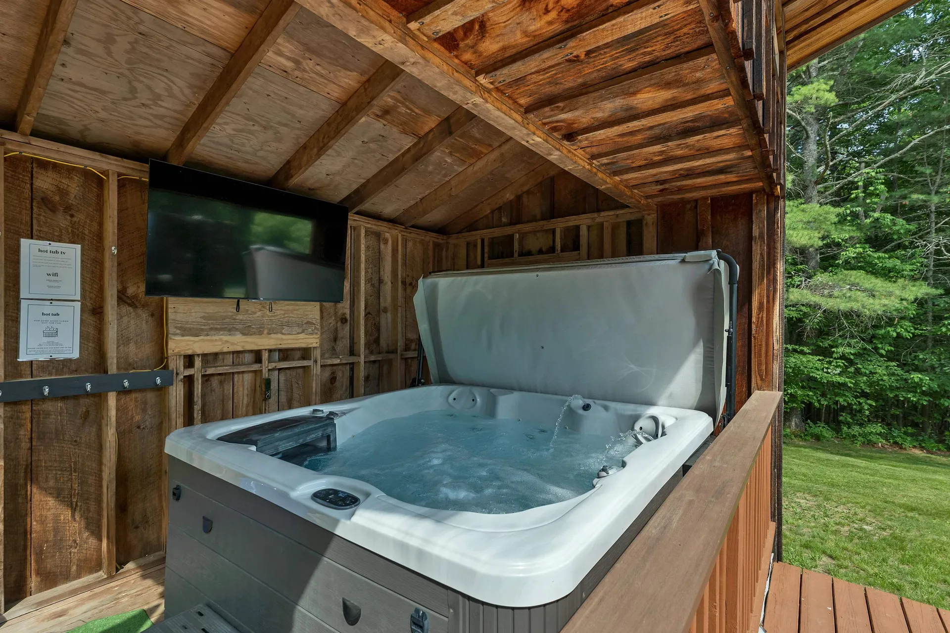 71 Winona Road Meredith NH 03253