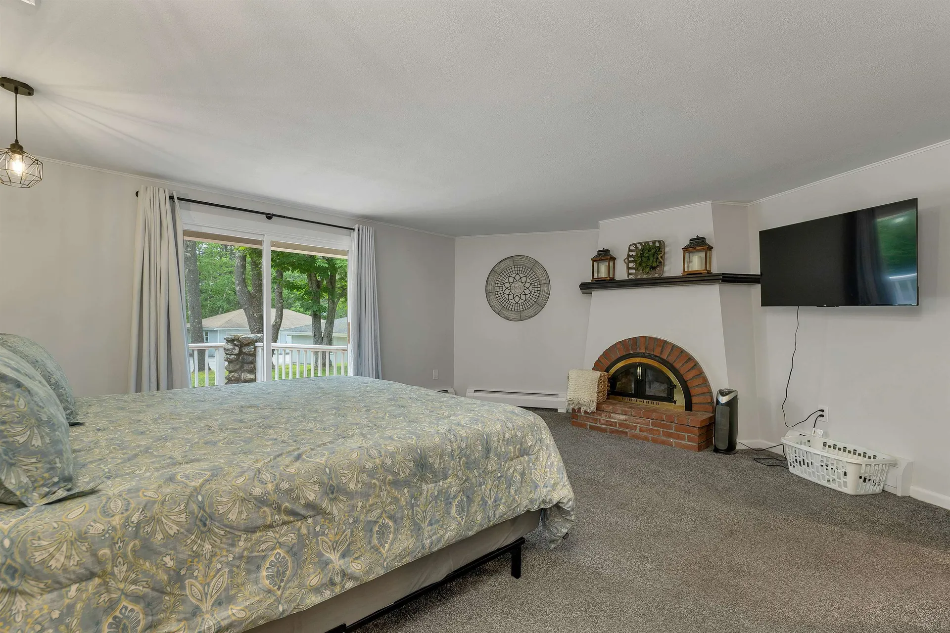 71 Winona Road Meredith NH 03253