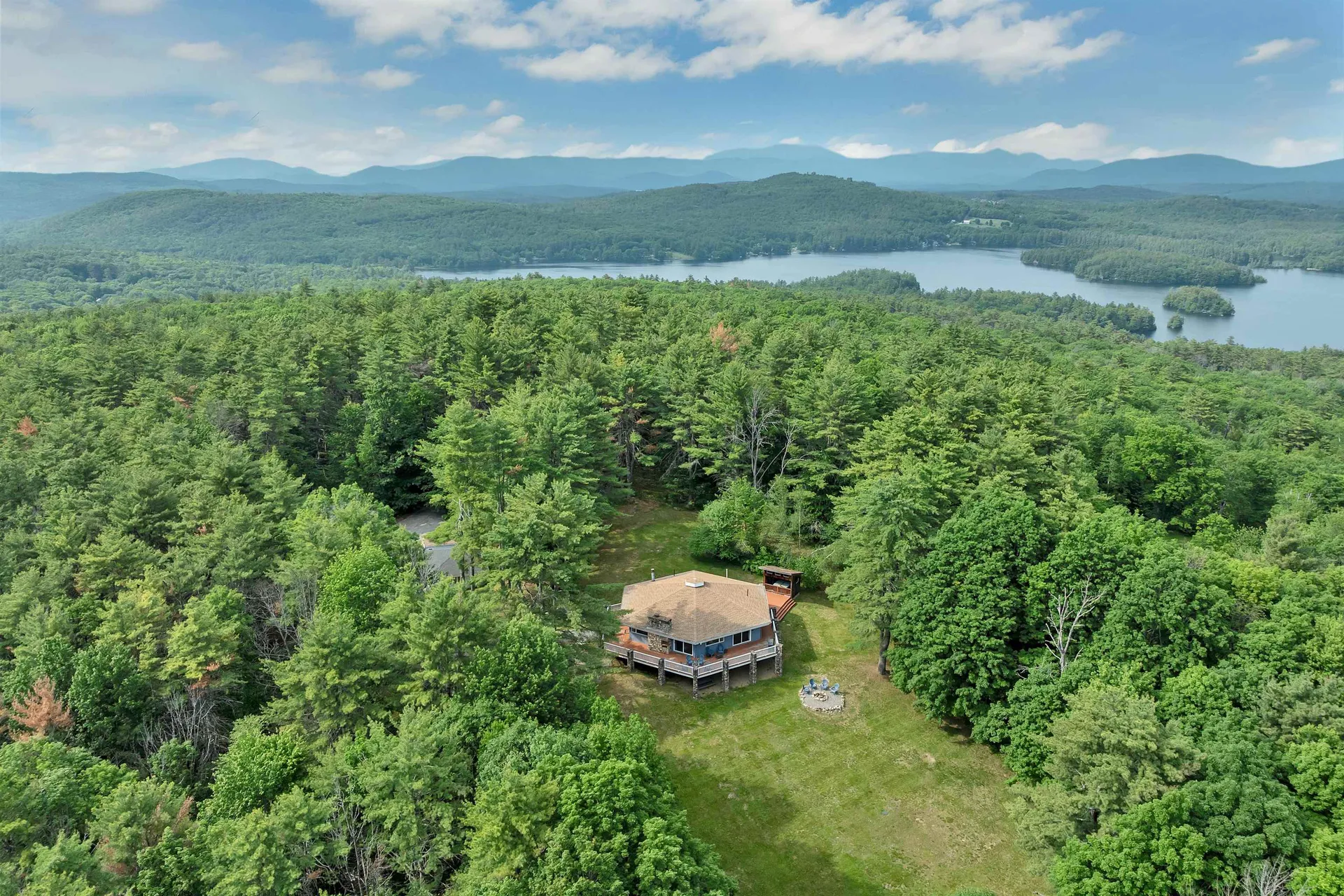 71 Winona Road Meredith NH 03253