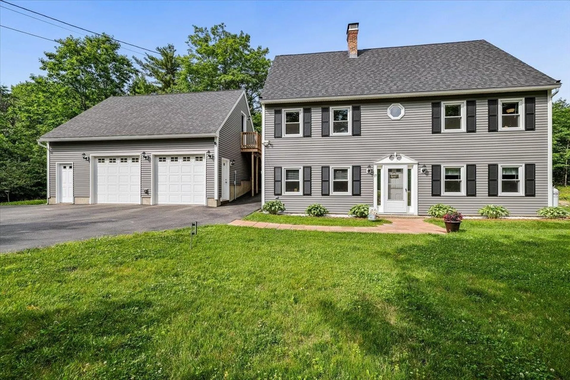 17 Almeda Lane Hooksett NH 03106