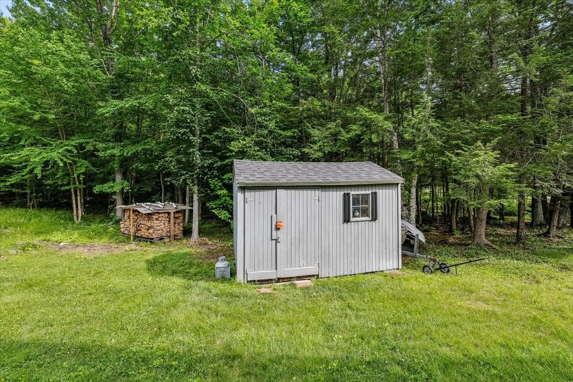 17 Almeda Lane Hooksett NH 03106