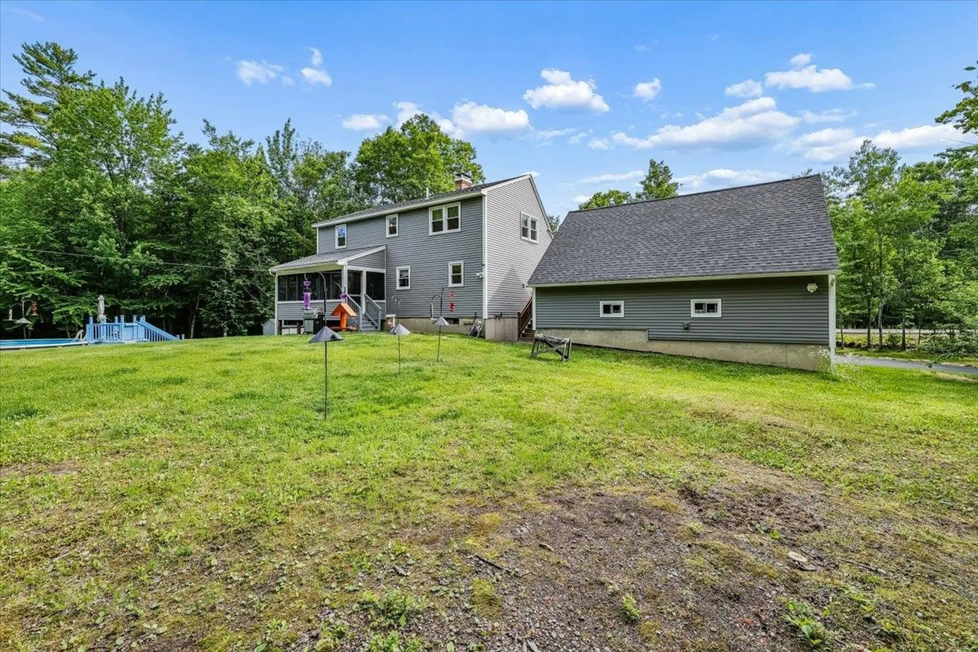 17 Almeda Lane Hooksett NH 03106