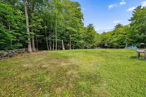 17 Almeda Lane Hooksett NH 03106