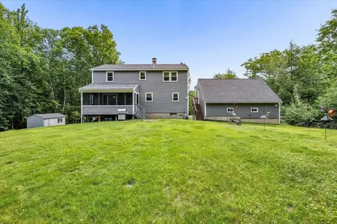 17 Almeda Lane Hooksett NH 03106