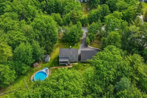 17 Almeda Lane Hooksett NH 03106