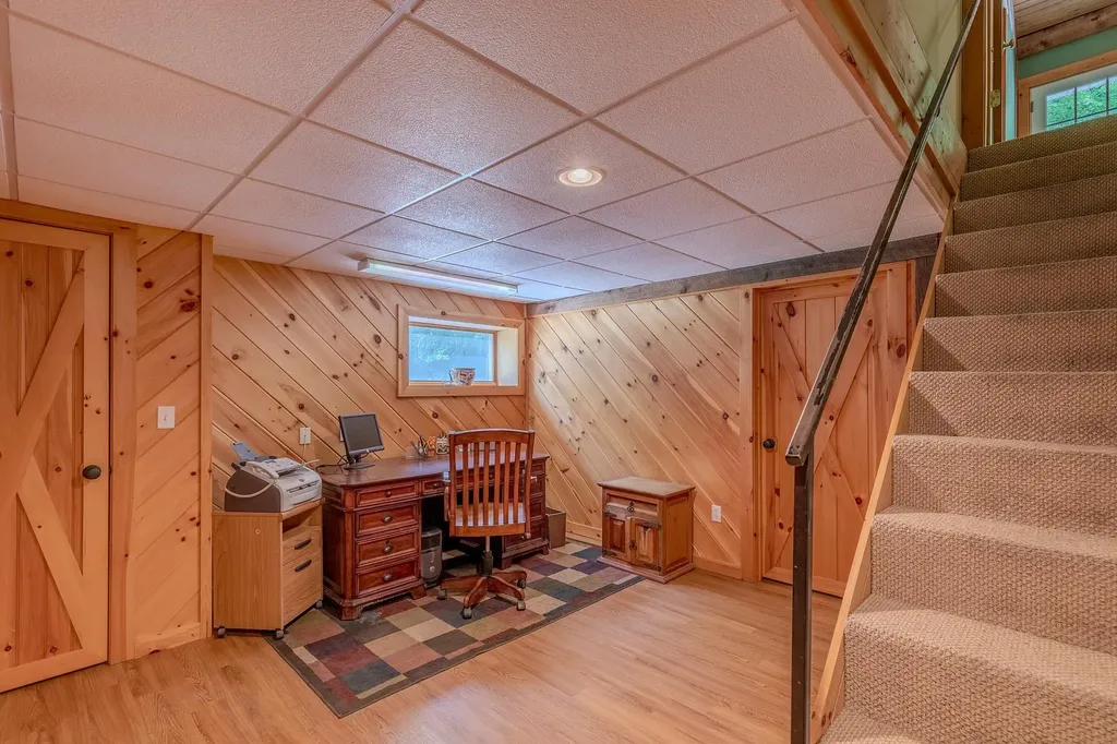 99 Holly's Way Rupert VT 05776