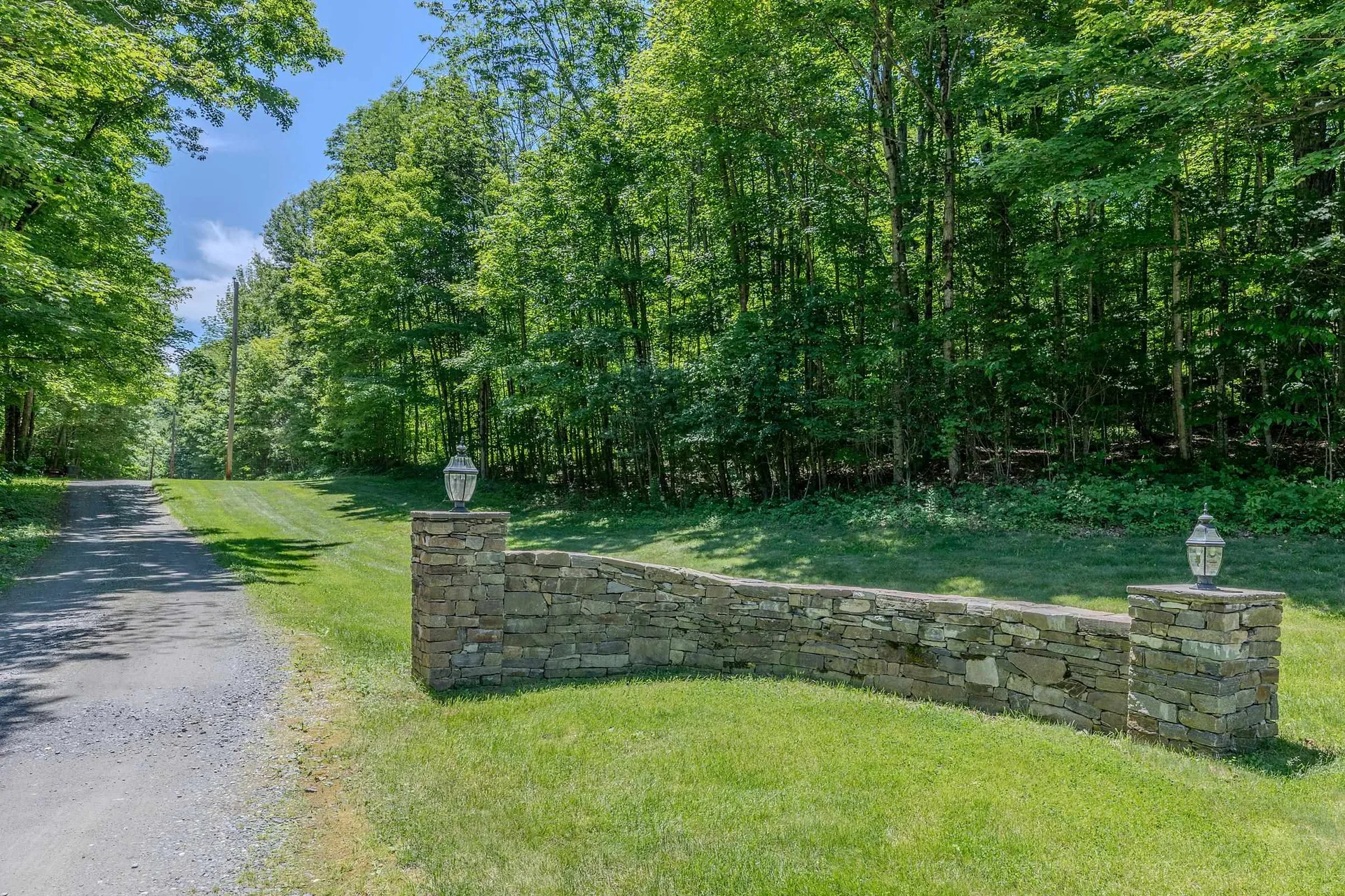 99 Holly's Way Rupert VT 05776
