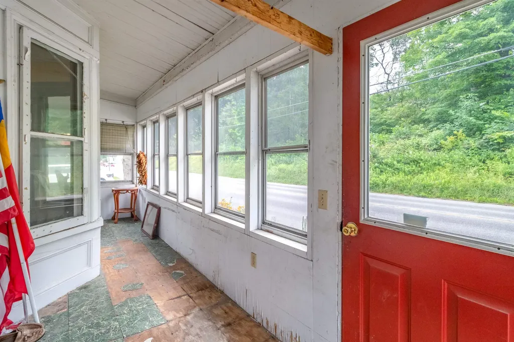 92 Derby Street Brighton VT 05846