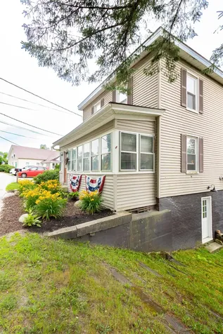 92 Derby Street Brighton VT 05846