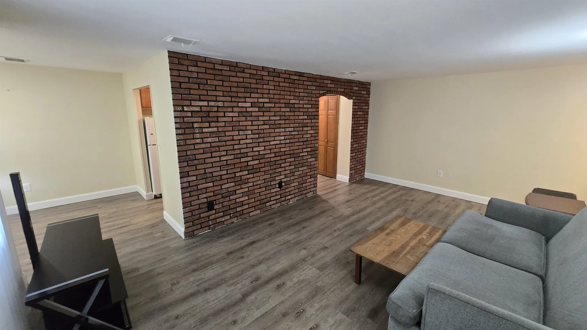 6 Louisburg Square Nashua NH 03060