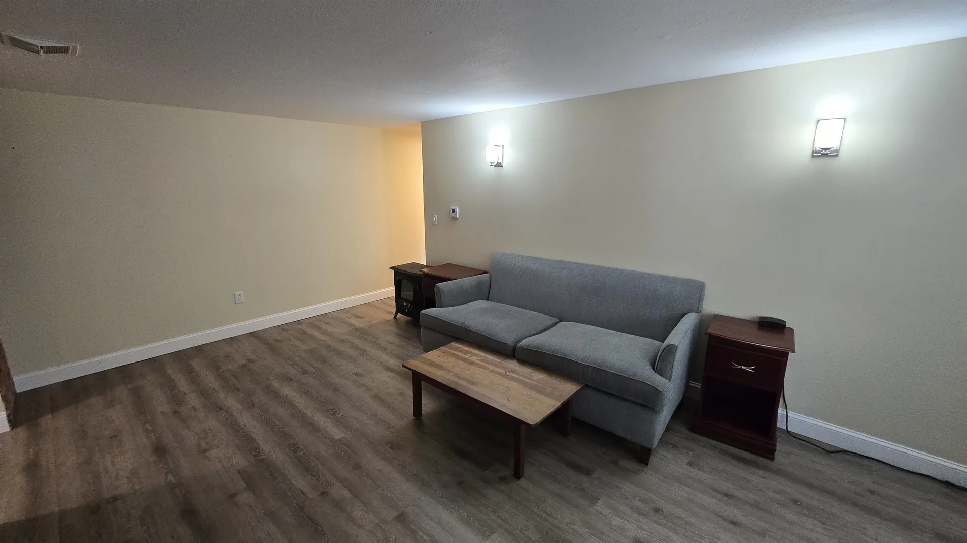 6 Louisburg Square Nashua NH 03060
