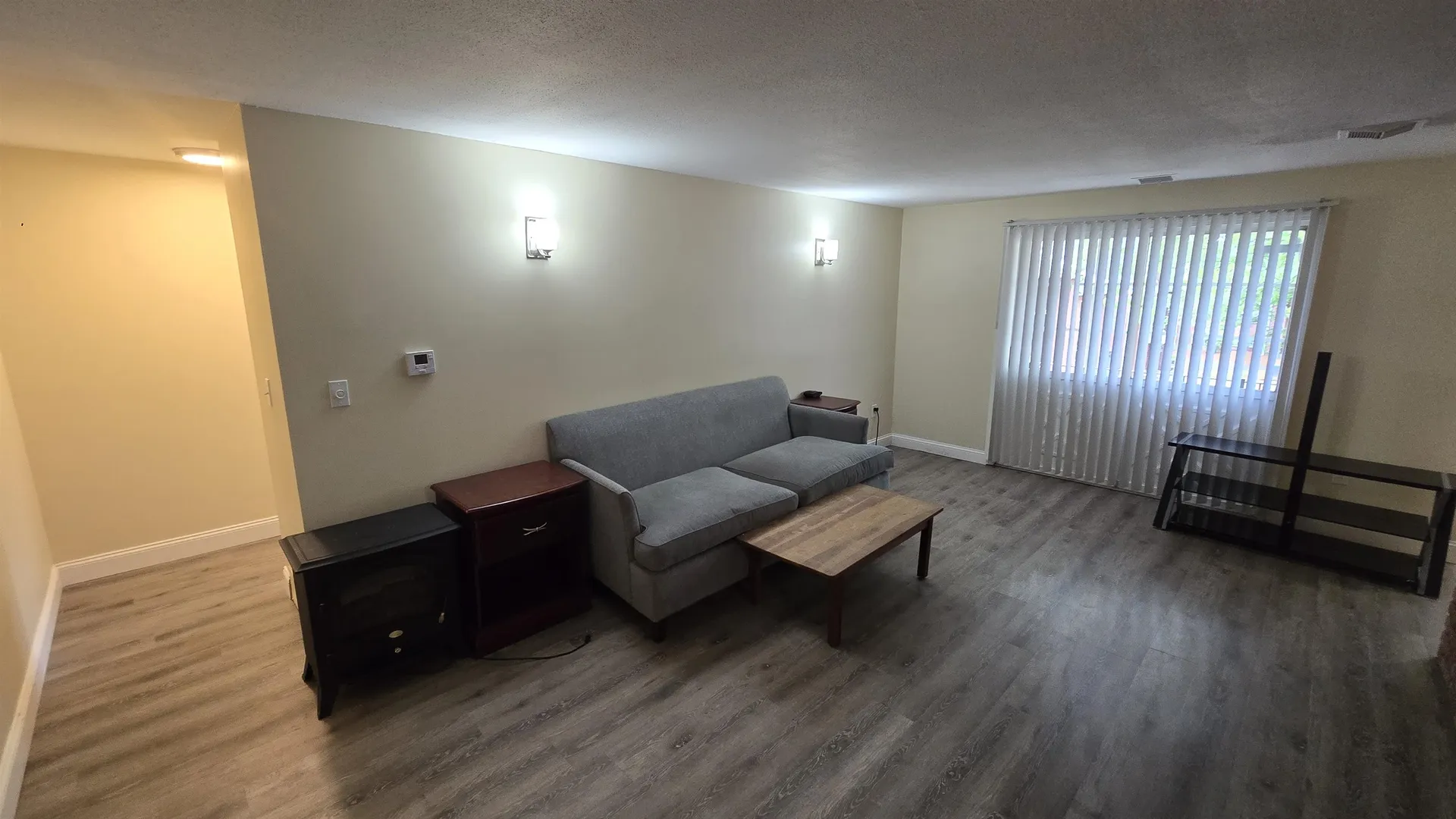 6 Louisburg Square Nashua NH 03060
