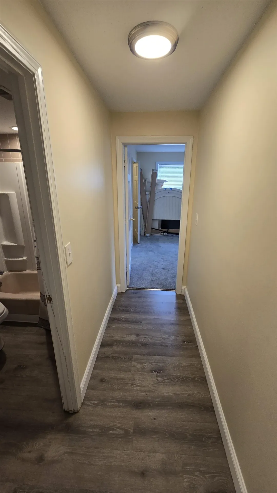 6 Louisburg Square Nashua NH 03060