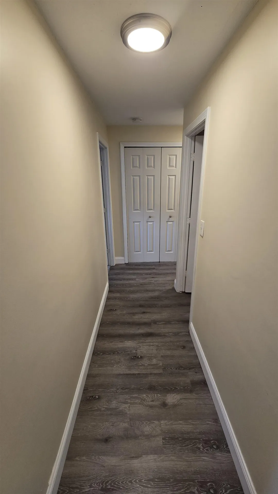 6 Louisburg Square Nashua NH 03060