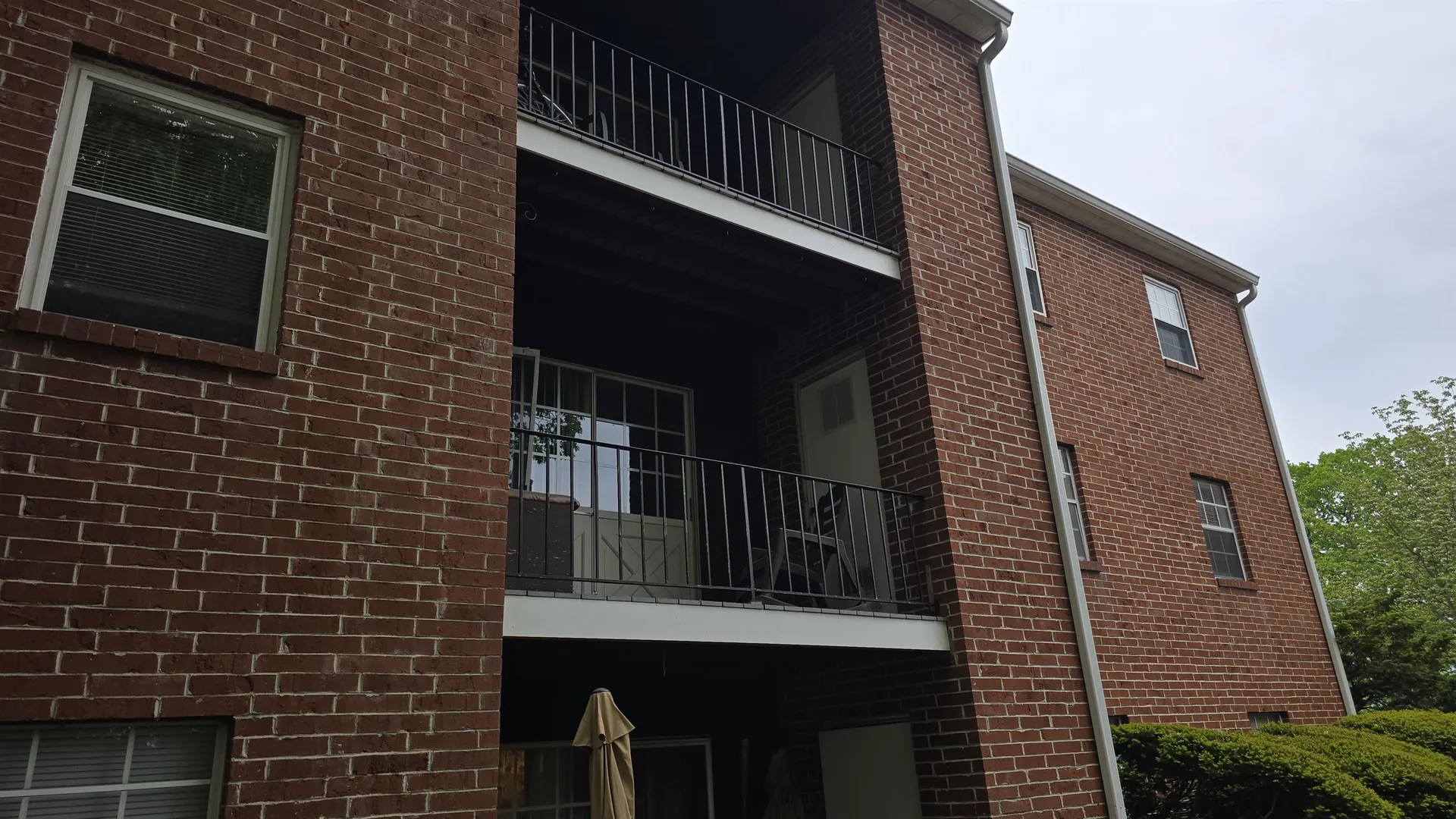 6 Louisburg Square Nashua NH 03060