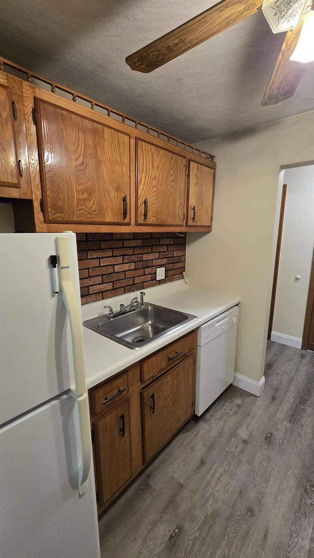 6 Louisburg Square Nashua NH 03060