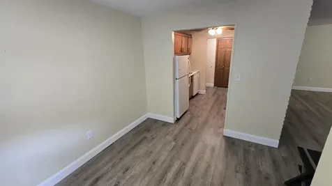 6 Louisburg Square Nashua NH 03060