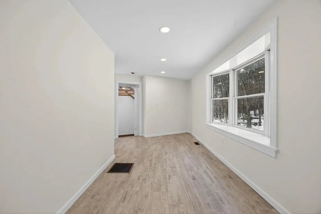 166 Londonderry Road Windham NH 03087