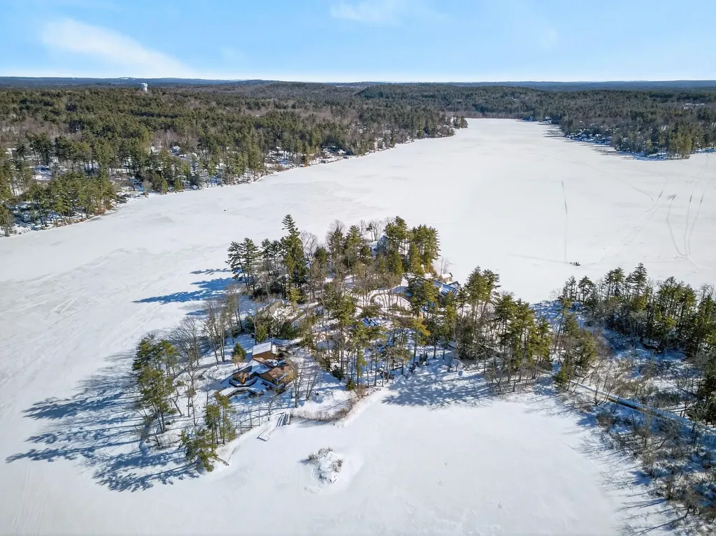 10 Clark Island Road Amherst NH 03031