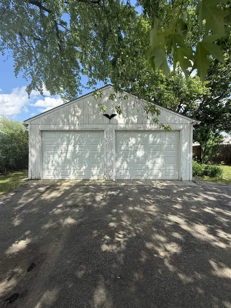 11 Foster Avenue Manchester NH 03103