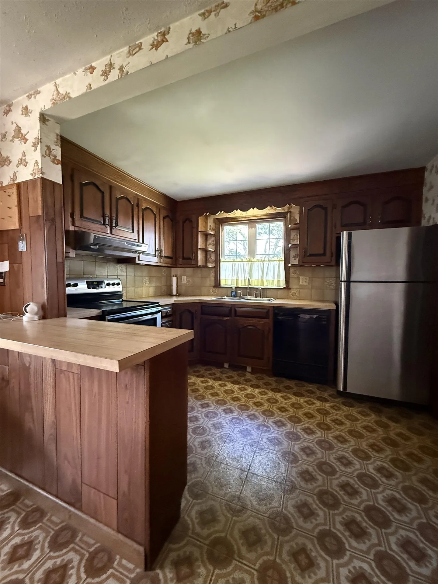 11 Foster Avenue Manchester NH 03103