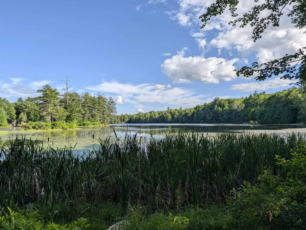 7-9 Robin Shore Drive Canterbury NH 03224
