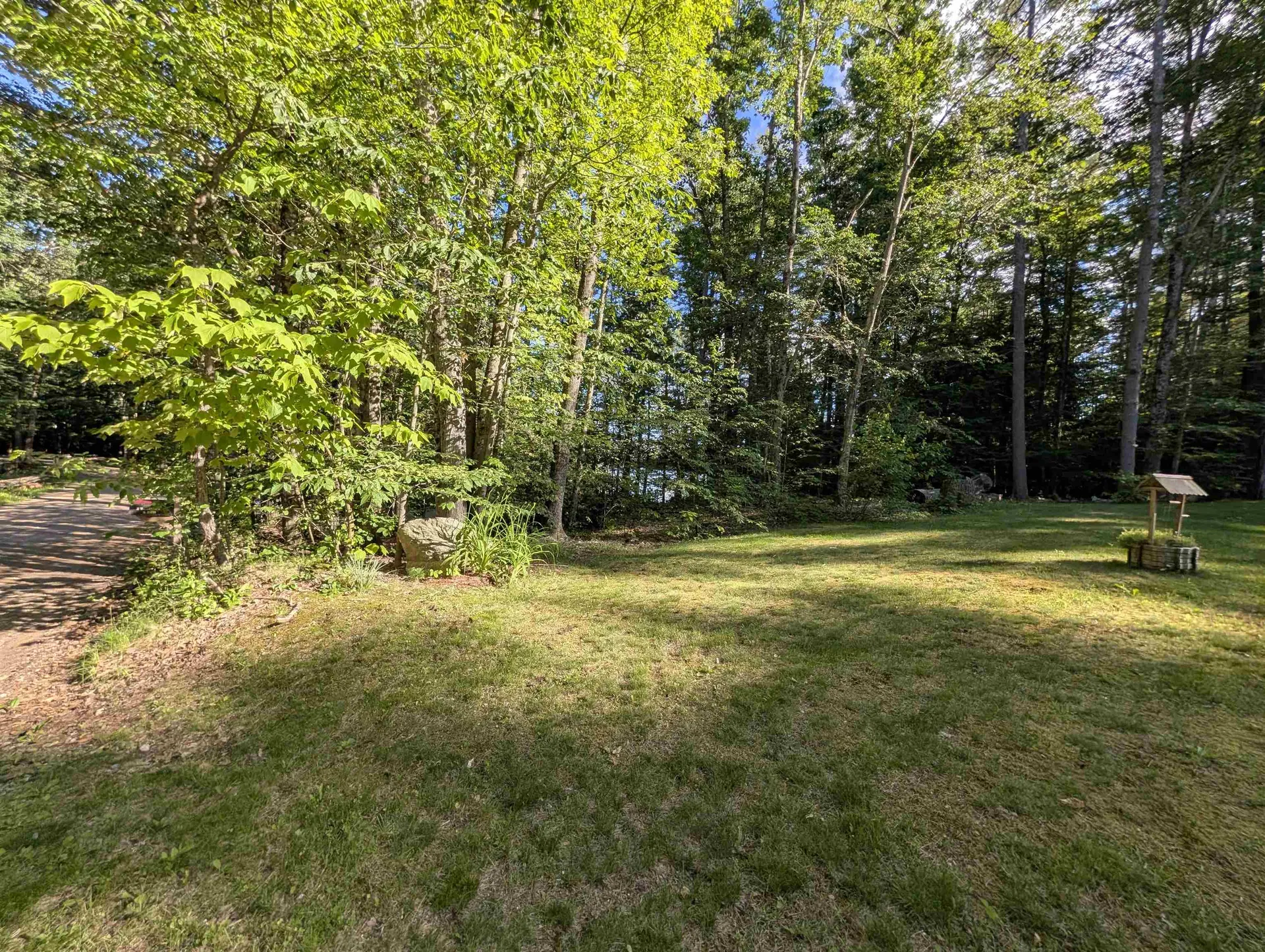 7-9 Robin Shore Drive Canterbury NH 03224
