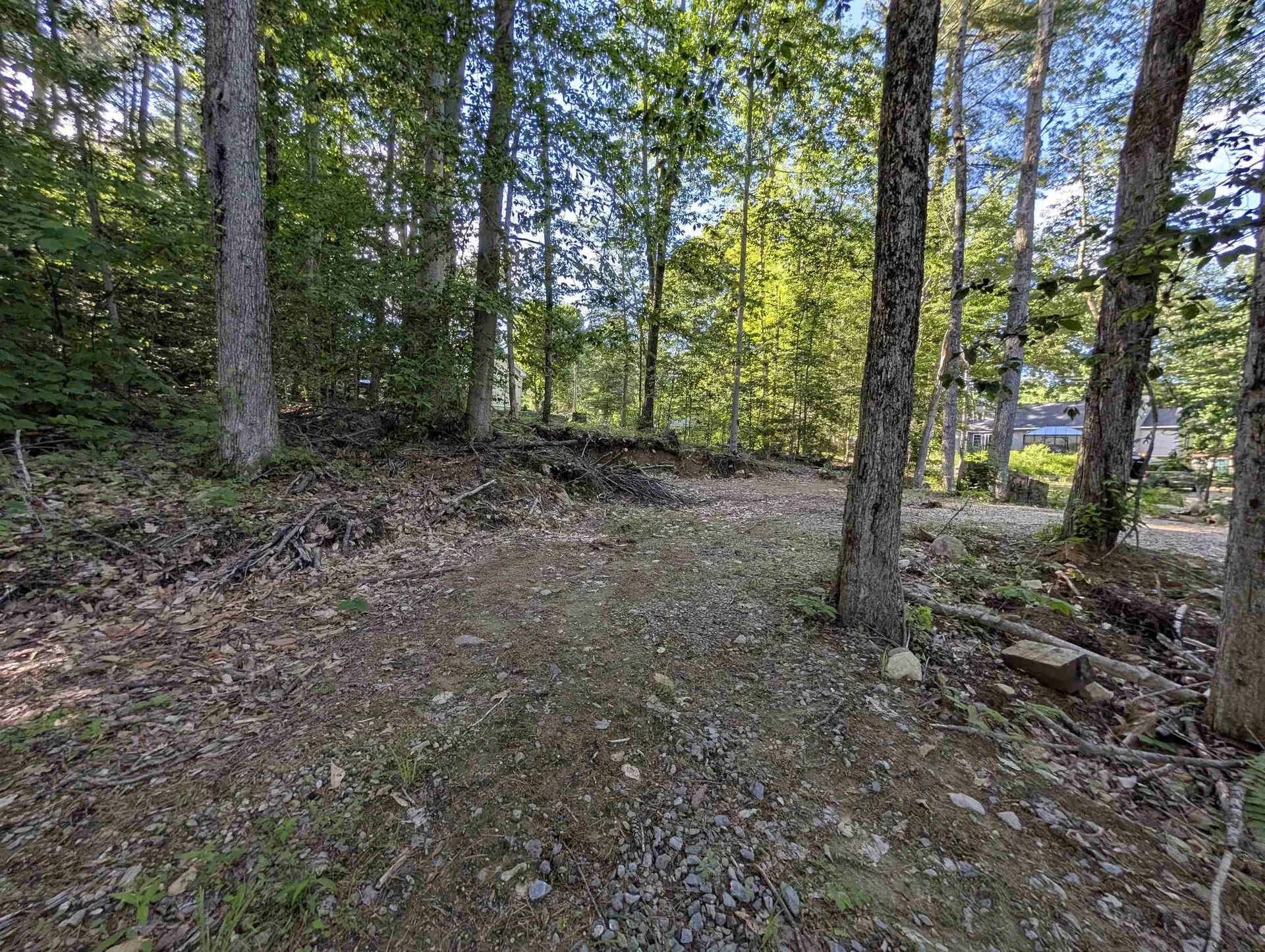7-9 Robin Shore Drive Canterbury NH 03224