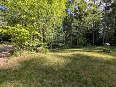 7-9 Robin Shore Drive Canterbury NH 03224