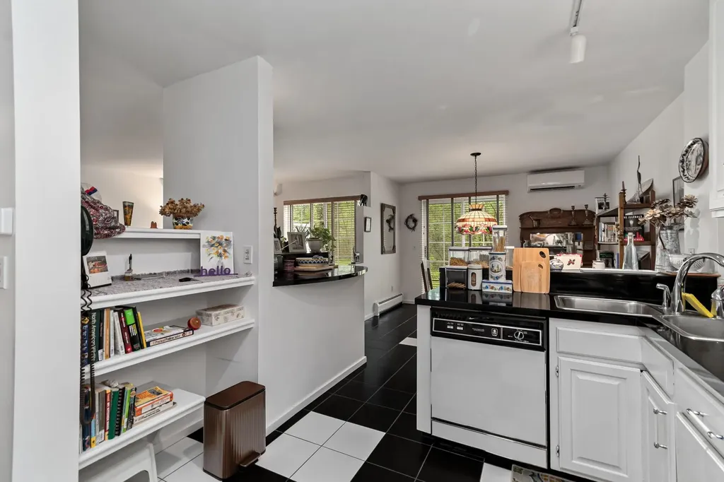 26 Lake Forest Drive Burlington VT 05401