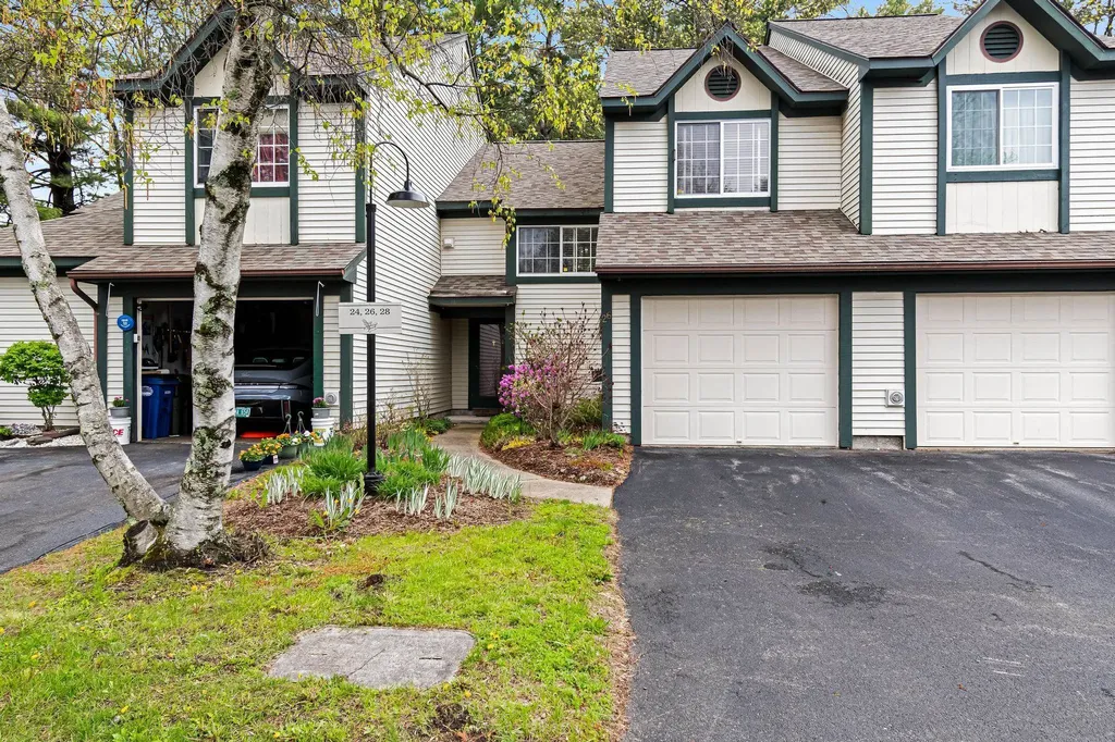 26 Lake Forest Drive Burlington VT 05401