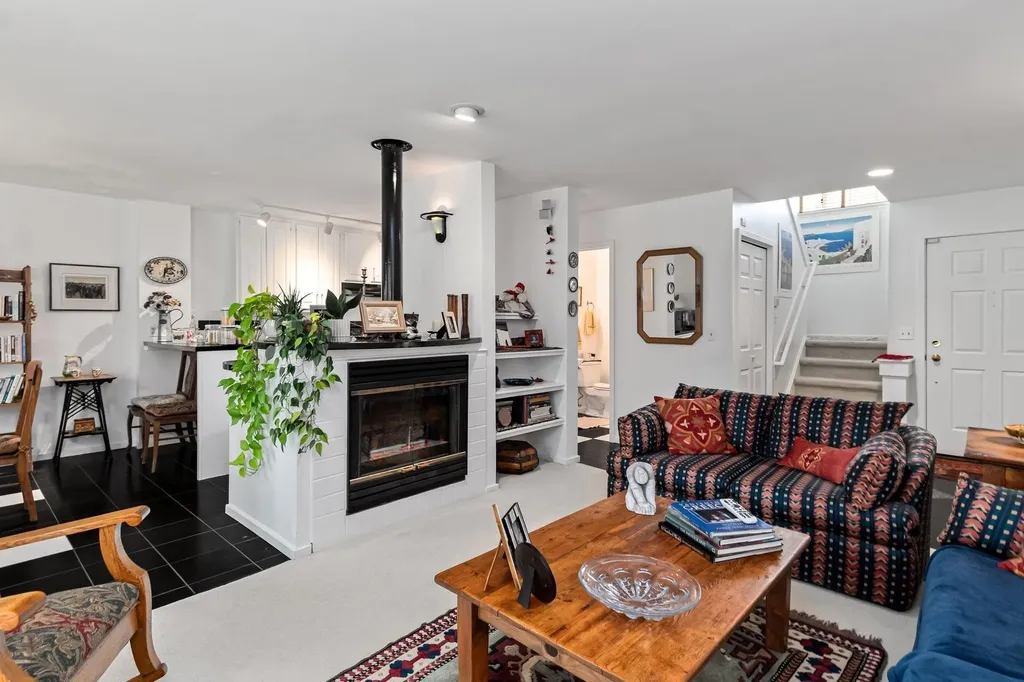 26 Lake Forest Drive Burlington VT 05401