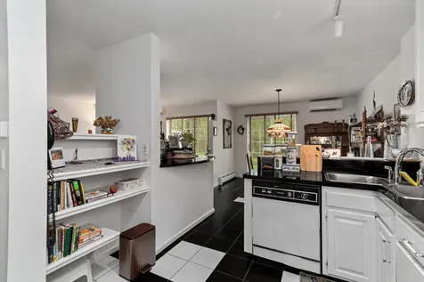 26 Lake Forest Drive Burlington VT 05401