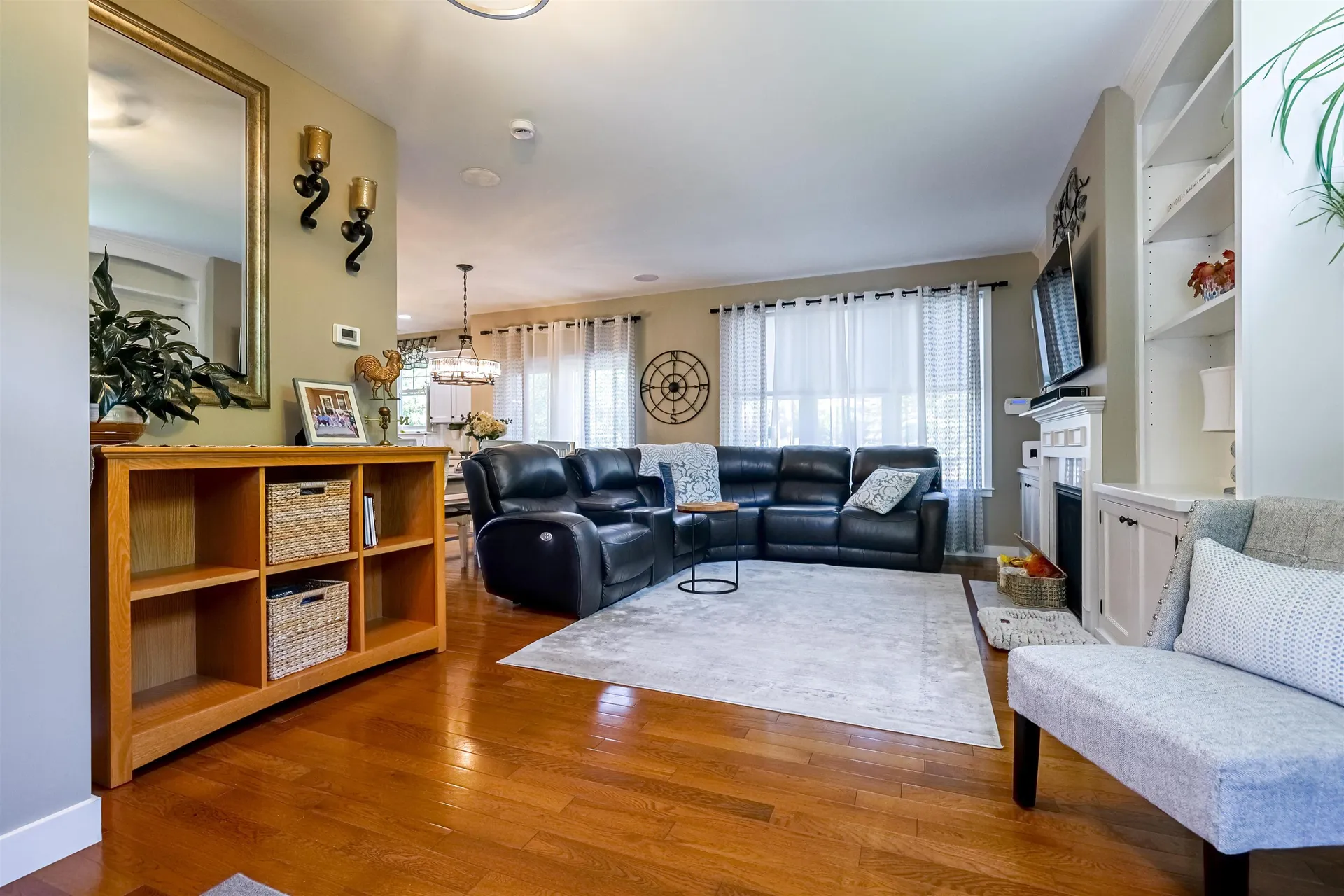 25 Redwood Way Manchester NH 03102