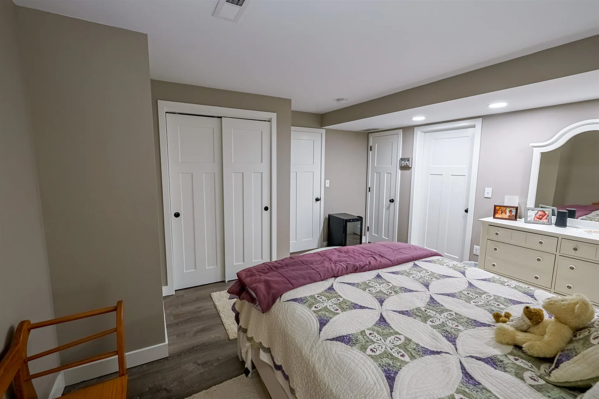25 Redwood Way Manchester NH 03102