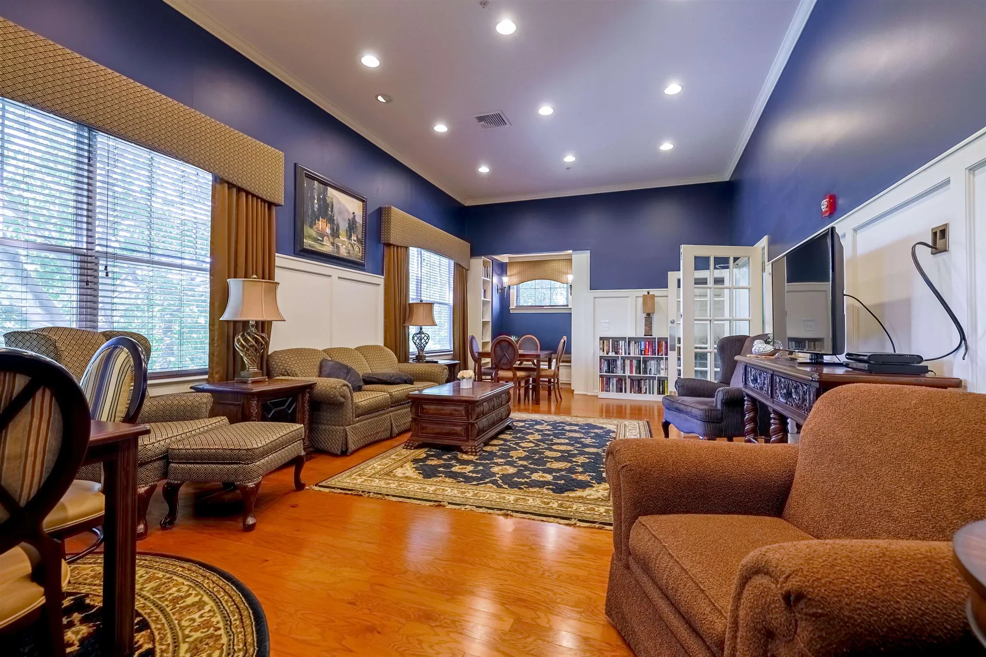 25 Redwood Way Manchester NH 03102