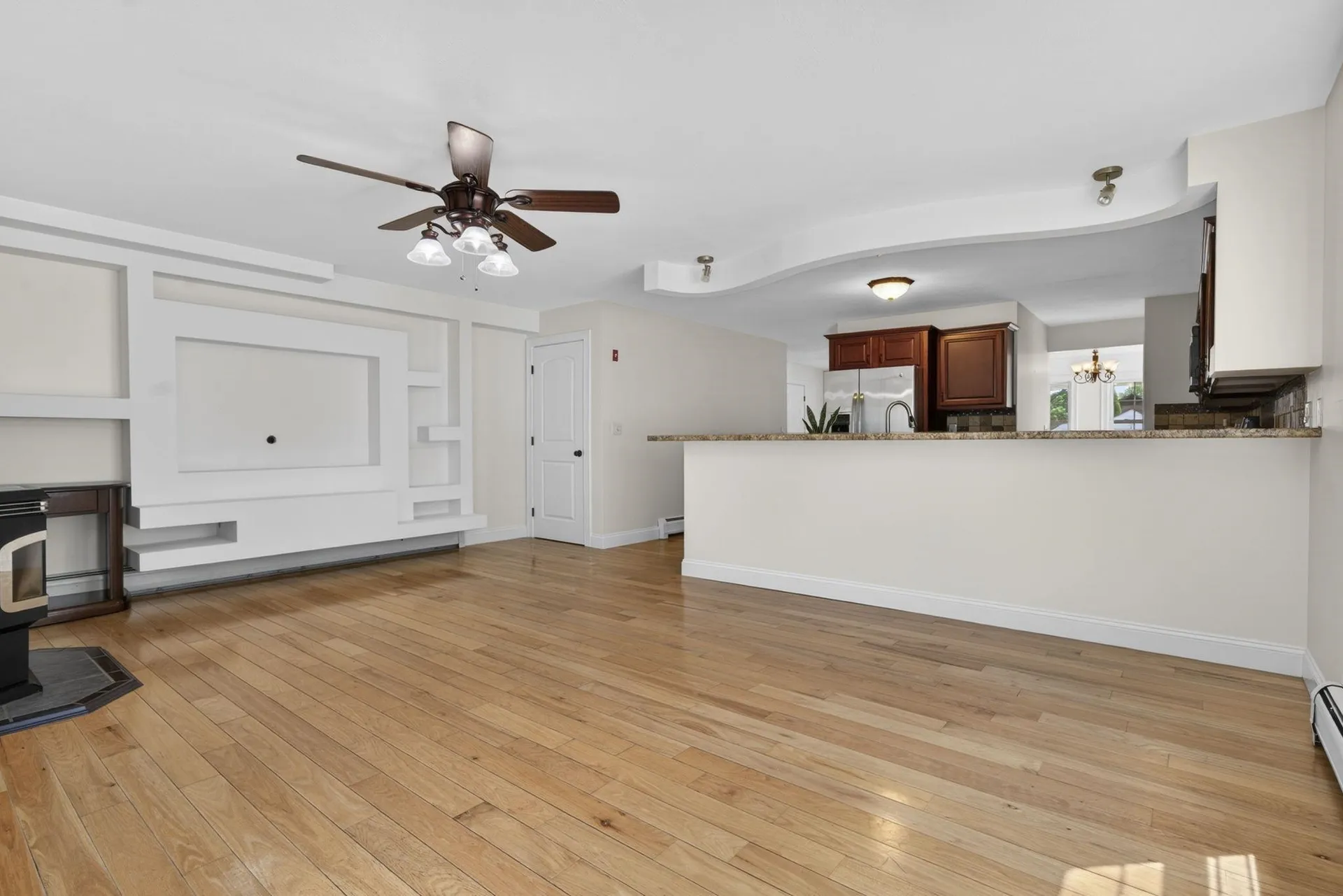 75 Mcduffie Street Manchester NH 03102