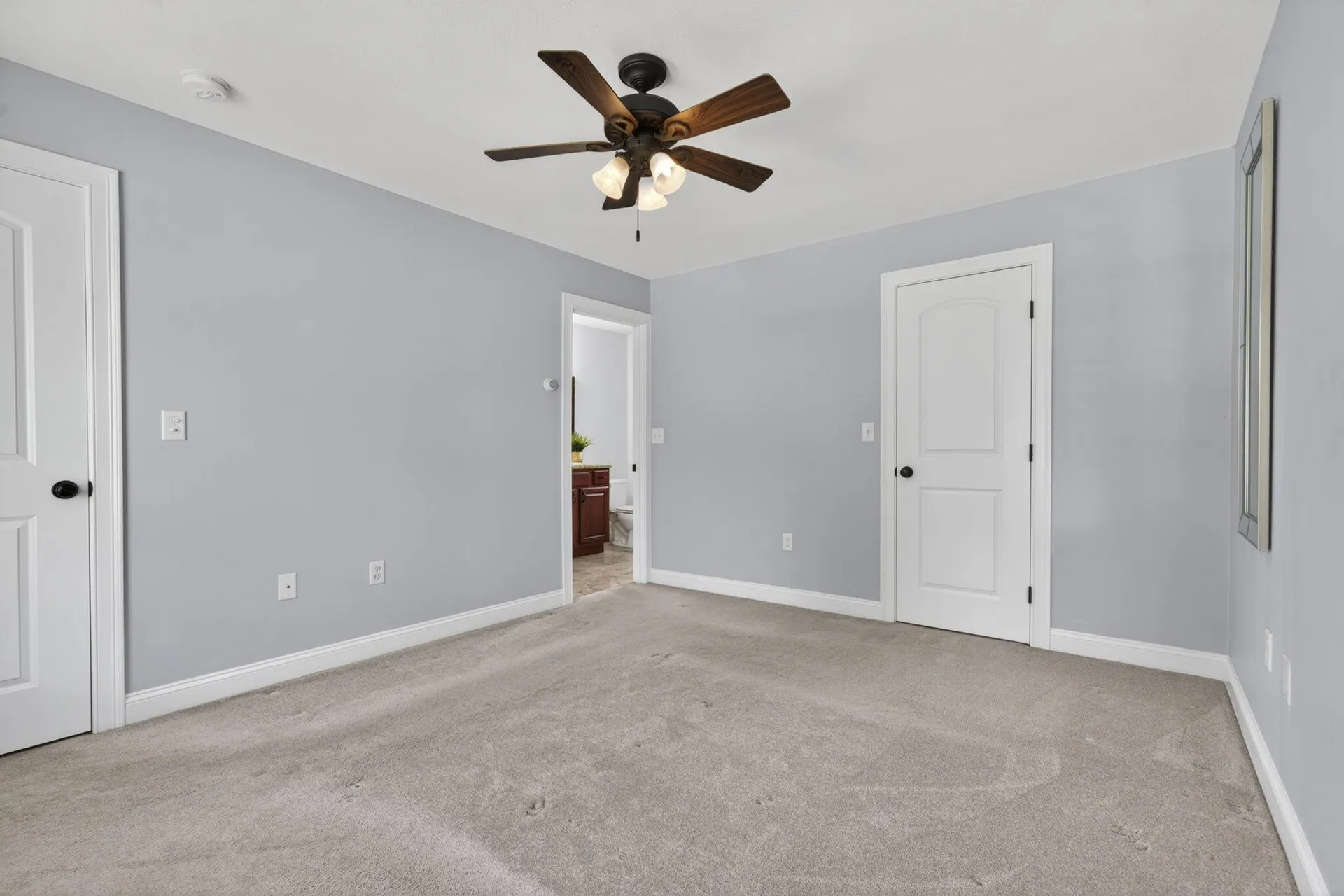 75 Mcduffie Street Manchester NH 03102